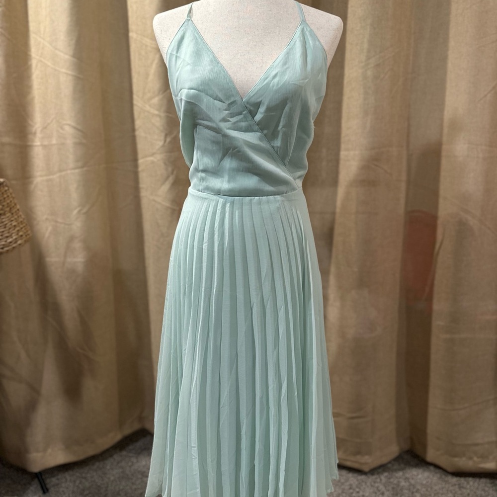 Elegant Mint Green Pleated Dress